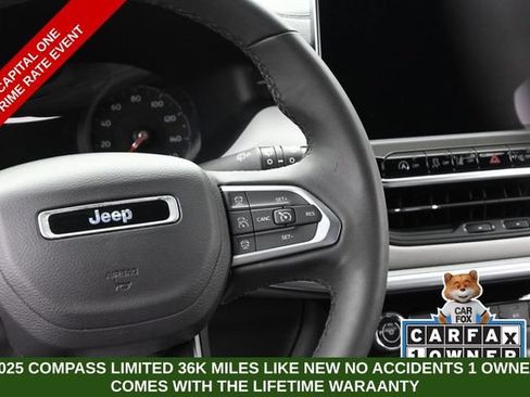 Used 2025 Jeep Compass Limited AWD/4WD image 28