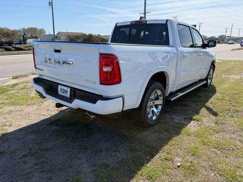 New 2026 RAM 1500 Big Horn AWD/4WD image 7
