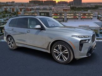 Used 2023 BMW X7 xDrive40i w/ Executive Package AWD/4WD video 1