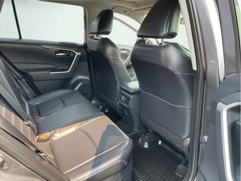 Certified 2023 Toyota RAV4 XLE Premium AWD/4WD image 18