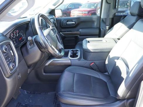 Used 2022 Chevrolet Silverado 1500 LT Trail Boss w/ LT Trail Boss Premium Package image 16