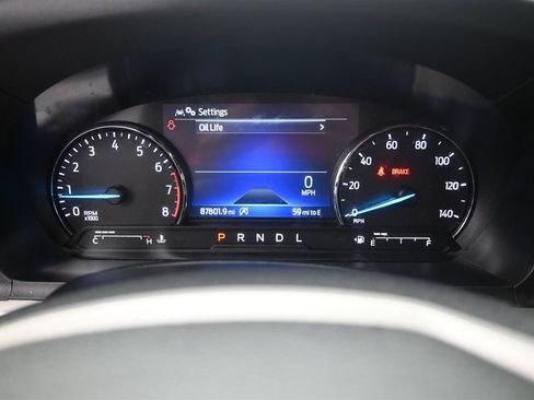 Used 2021 Ford Explorer XLT w/ Equipment Group 202A RWD image 13