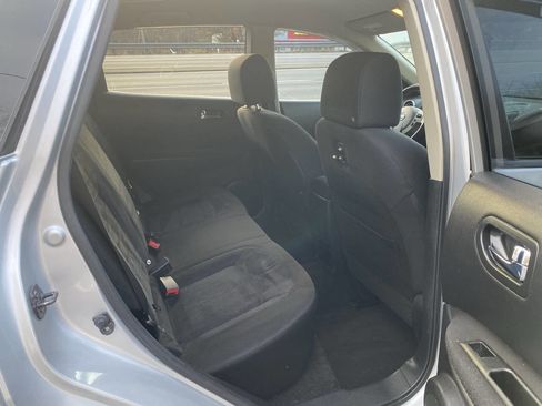 Used 2010 Nissan Rogue S w/ 360 Degree Value Pkg image 12