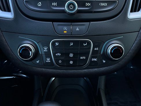 Used 2023 Chevrolet Malibu LT image 26