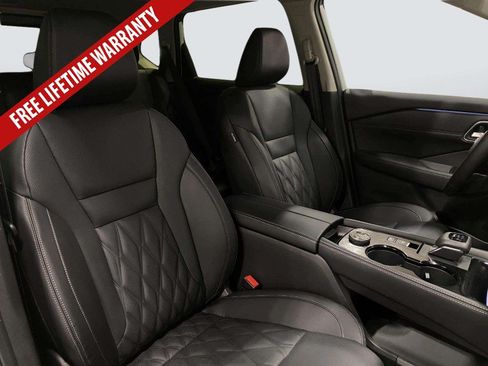 New 2026 Nissan Rogue Platinum AWD/4WD image 32