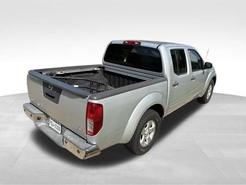 Used 2013 Nissan Frontier SV w/ SV Value Truck Pkg RWD image 3