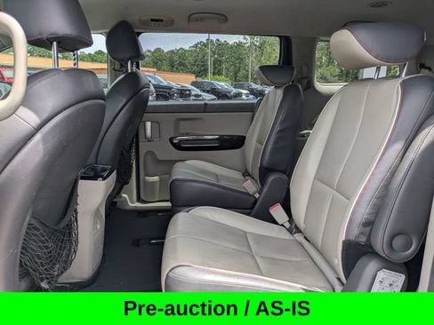 Used 2015 Kia Sedona EX w/ EX Premium Package FWD image 15