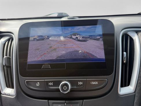 Used 2025 Chevrolet Malibu LT FWD image 28