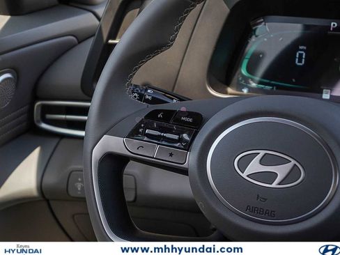 New 2026 Hyundai Elantra Sport FWD image 18