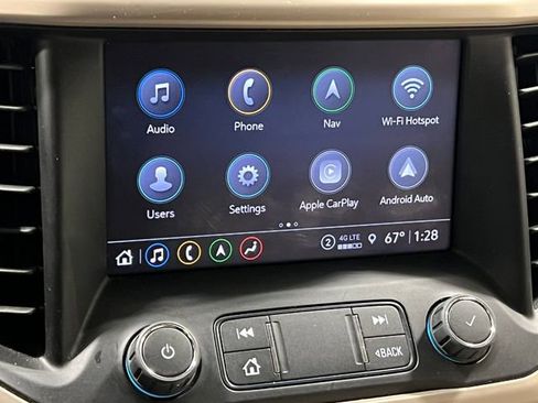 Used 2023 GMC Acadia Denali AWD/4WD image 25