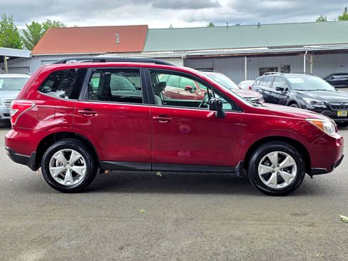 Used 2015 Subaru Forester 2.5i Premium w/ Popular Package #2 AWD/4WD image 9