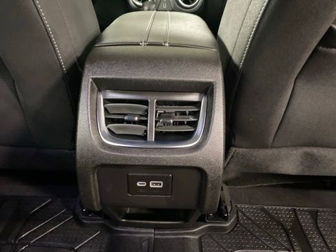 Used 2024 Chevrolet Blazer LT w/ Midnight/Sport Edition AWD/4WD image 18