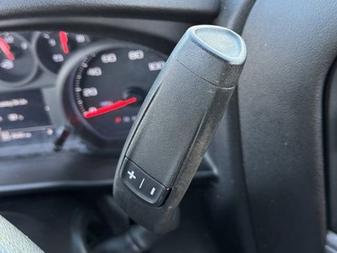 Used 2022 Chevrolet Silverado 2500 Custom w/ Custom Convenience Package image 19