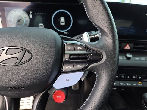 Certified 2025 Hyundai Elantra N image 24