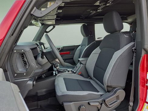 New 2026 Ford Bronco 2-Door w/ Sasquatch Package AWD/4WD image 13