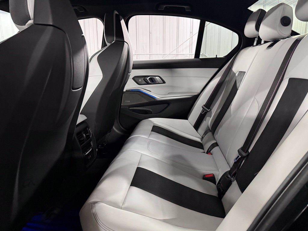 Used 2022 BMW M3 RWD image 25