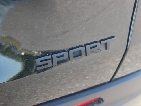 Used 2024 Honda HR-V Sport image 9