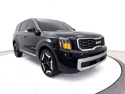 Certified 2024 Kia Telluride S w/ S Sunroof Package FWD image 14
