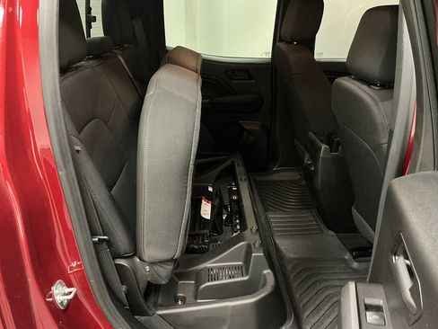 Used 2024 Chevrolet Colorado Trail Boss w/ LPO, Dark Essentials Package AWD/4WD image 29