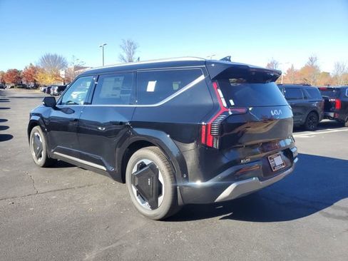 New 2026 Kia EV9 Land image 6
