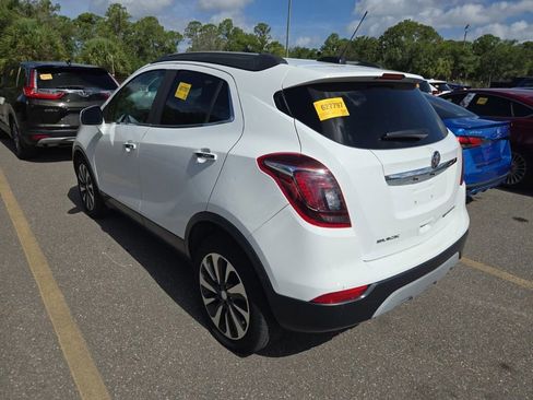Used 2018 Buick Encore Essence FWD image 3
