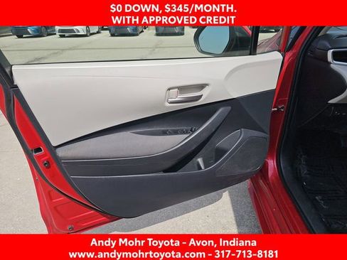 Used 2021 Toyota Corolla LE w/ LE Convenience Package FWD image 11