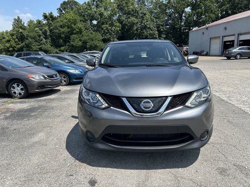 Used 2019 Nissan Rogue Sport S image 10