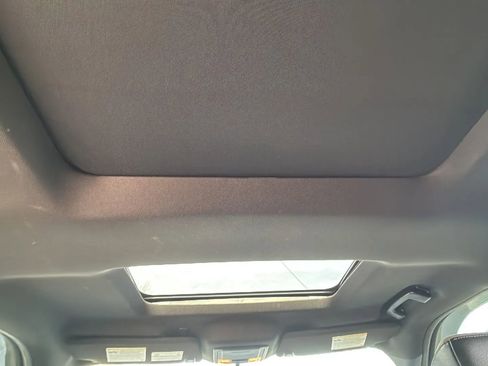 Used 2017 Ford Explorer XLT w/ Equipment Group 202A image 32