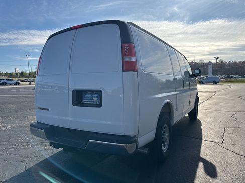 New 2025 Chevrolet Express 2500 w/ Driver Convenience Package image 5