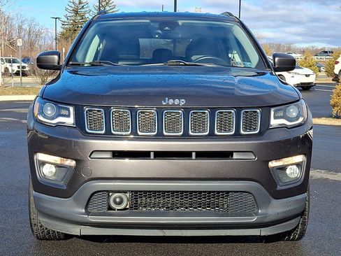 Used 2018 Jeep Compass Latitude w/ Popular Equipment Group image 2