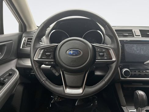 Used 2018 Subaru Outback 2.5i Premium AWD/4WD image 12