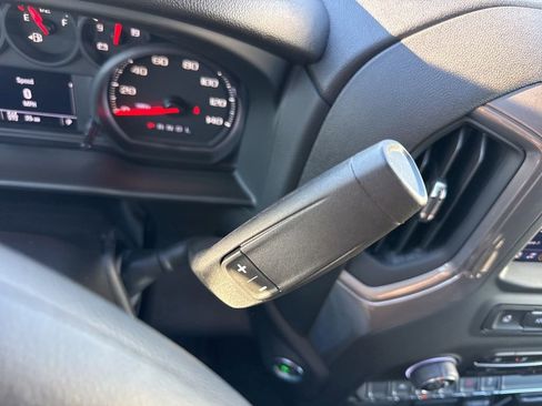 Used 2024 Chevrolet Silverado 1500 Custom image 16