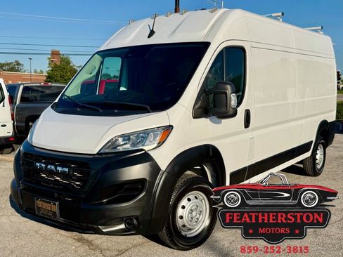 Used 2023 RAM ProMaster 2500 FWD image 1