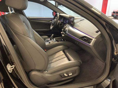 Used 2022 BMW 540i xDrive w/ M Sport Package image 74