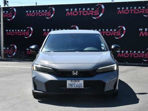 Used 2025 Honda Civic Sport image 2