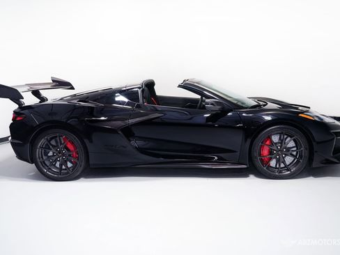 Used 2026 Chevrolet Corvette ZR1X AWD/4WD image 4