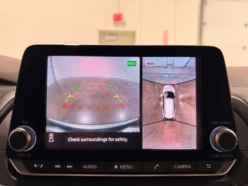 Used 2021 Nissan Rogue SV FWD image 20