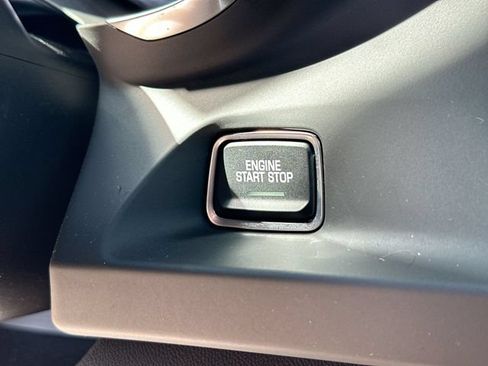 Used 2017 Chevrolet Camaro LT RWD image 19