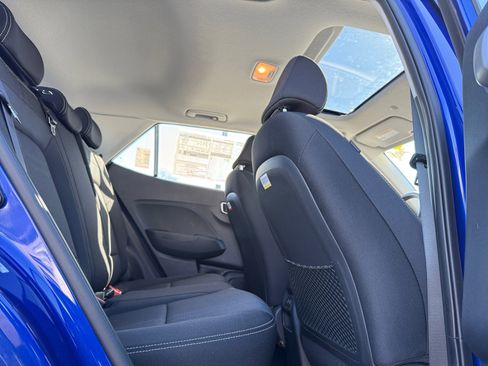 New 2025 Hyundai Venue SEL image 29