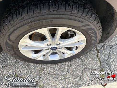 Used 2018 Ford Escape SEL AWD/4WD image 21