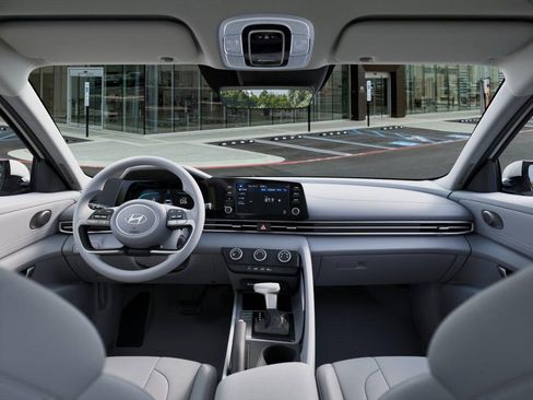 New 2026 Hyundai Elantra SE w/ Cargo Package image 11