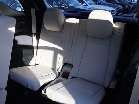 Certified 2024 Mercedes-Benz GLE 450 4MATIC image 39