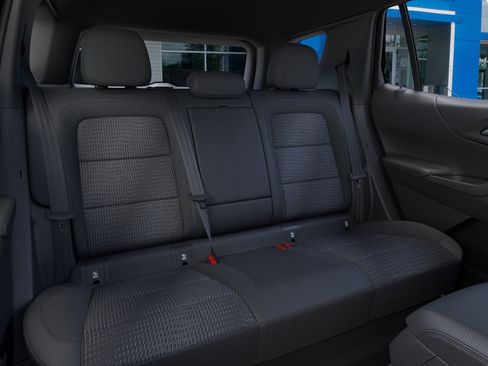 New 2026 Chevrolet Equinox LT w/ LPO, Floor Liner Package image 17