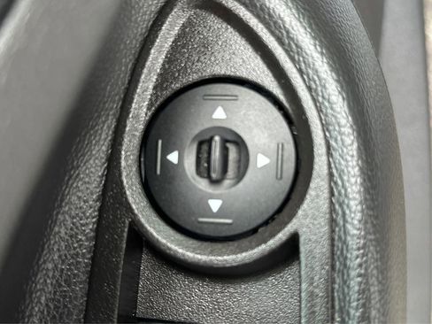 Used 2017 Ford C-MAX Energi SE w/ Equipment Group 401A image 37