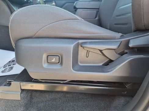 Used 2024 Toyota Tacoma TRD Sport image 15