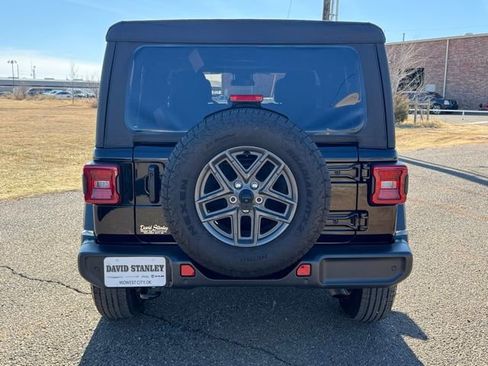 Certified 2025 Jeep Wrangler Sport S image 5