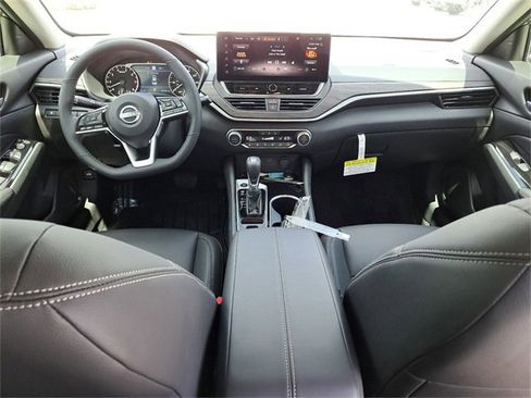 New 2025 Nissan Altima 2.5 SL image 26