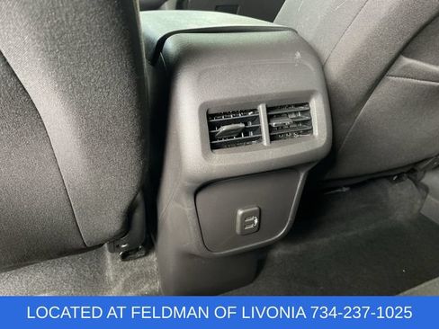 Certified 2024 Chevrolet Equinox LT w/ LPO, Floor Liner Package FWD image 20