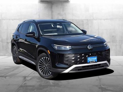 New 2026 Volkswagen Tiguan S FWD image 2