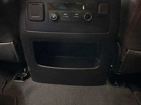 Used 2019 Chevrolet Tahoe LS RWD image 24